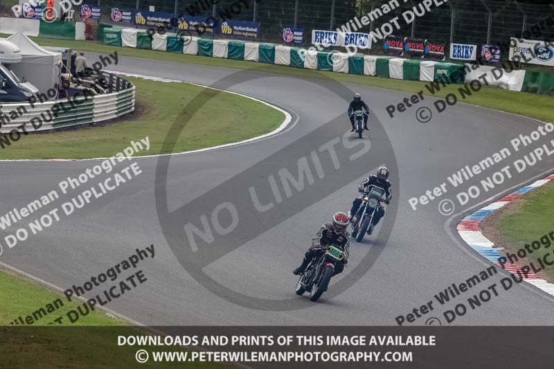 Vintage motorcycle club;eventdigitalimages;mallory park;mallory park trackday photographs;no limits trackdays;peter wileman photography;trackday digital images;trackday photos;vmcc festival 1000 bikes photographs